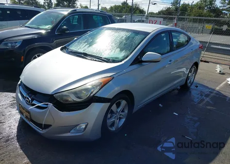 2013 Hyundai Elantra Gls z USA, uszkodzony, nr VIN KMHDH4AE4DU986042